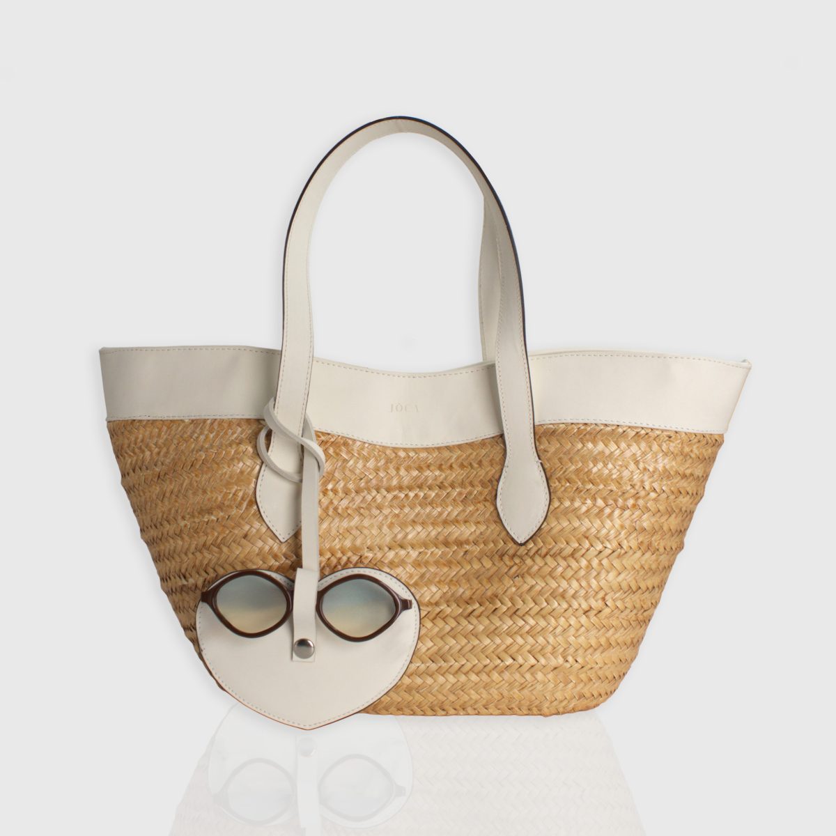 COUFFIN- VIONA WHITE